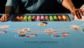 Antarmuka Live Casino dragon4d dengan meja permainan dan dealer langsung